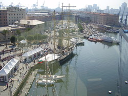 PORTO ANTICO DI GENOVA,Vue en hauteur