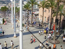 PORTO ANTICO DI GENOVA,Vue en hauteur